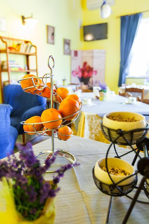 Osteria Da Cesare E Locanda 카스텔산피에트로테르메 외부 사진