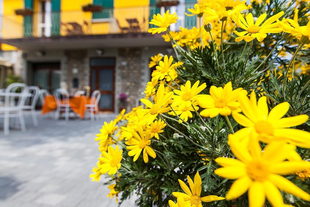 Osteria Da Cesare E Locanda 카스텔산피에트로테르메 외부 사진